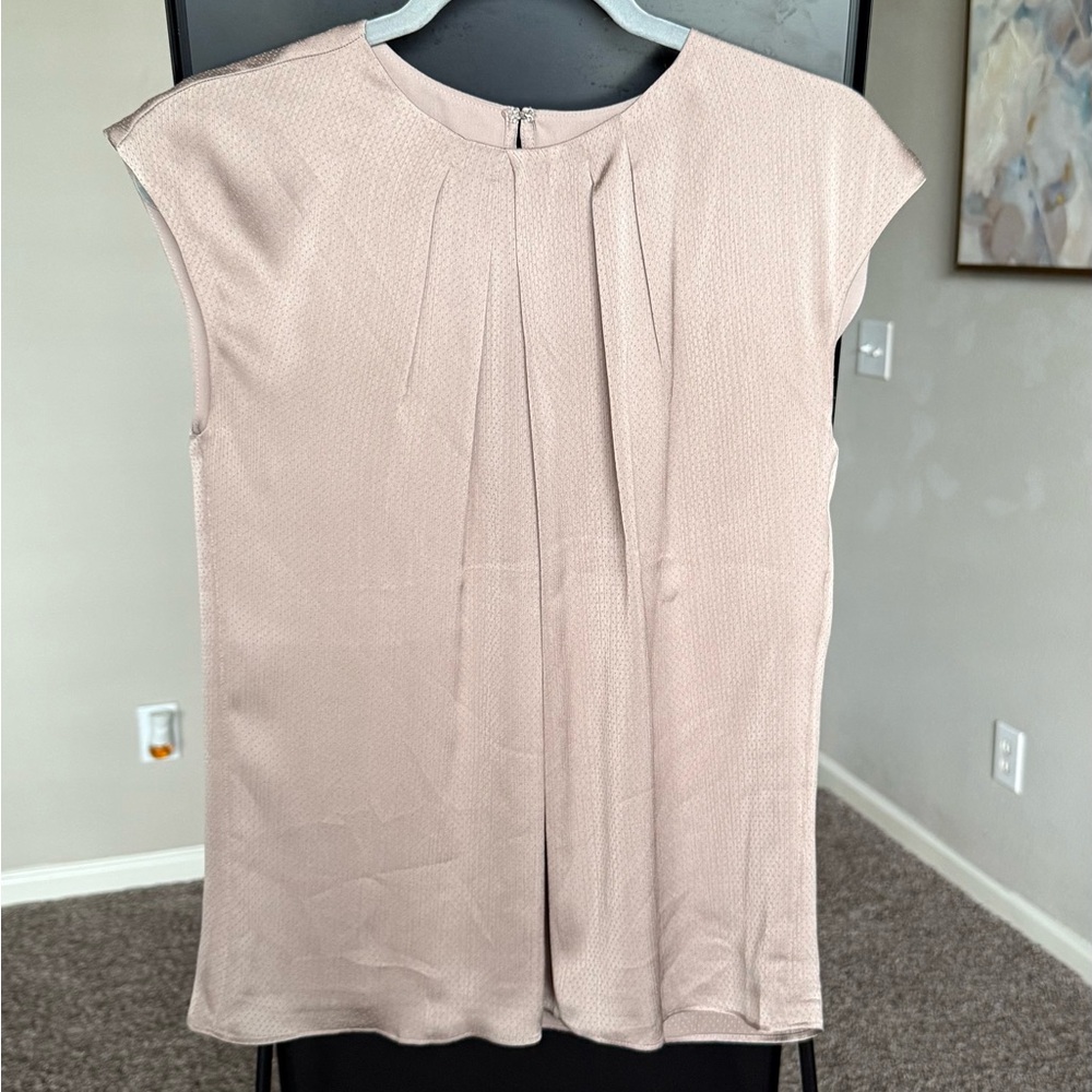 Express Cream Pleated Women's Blouse